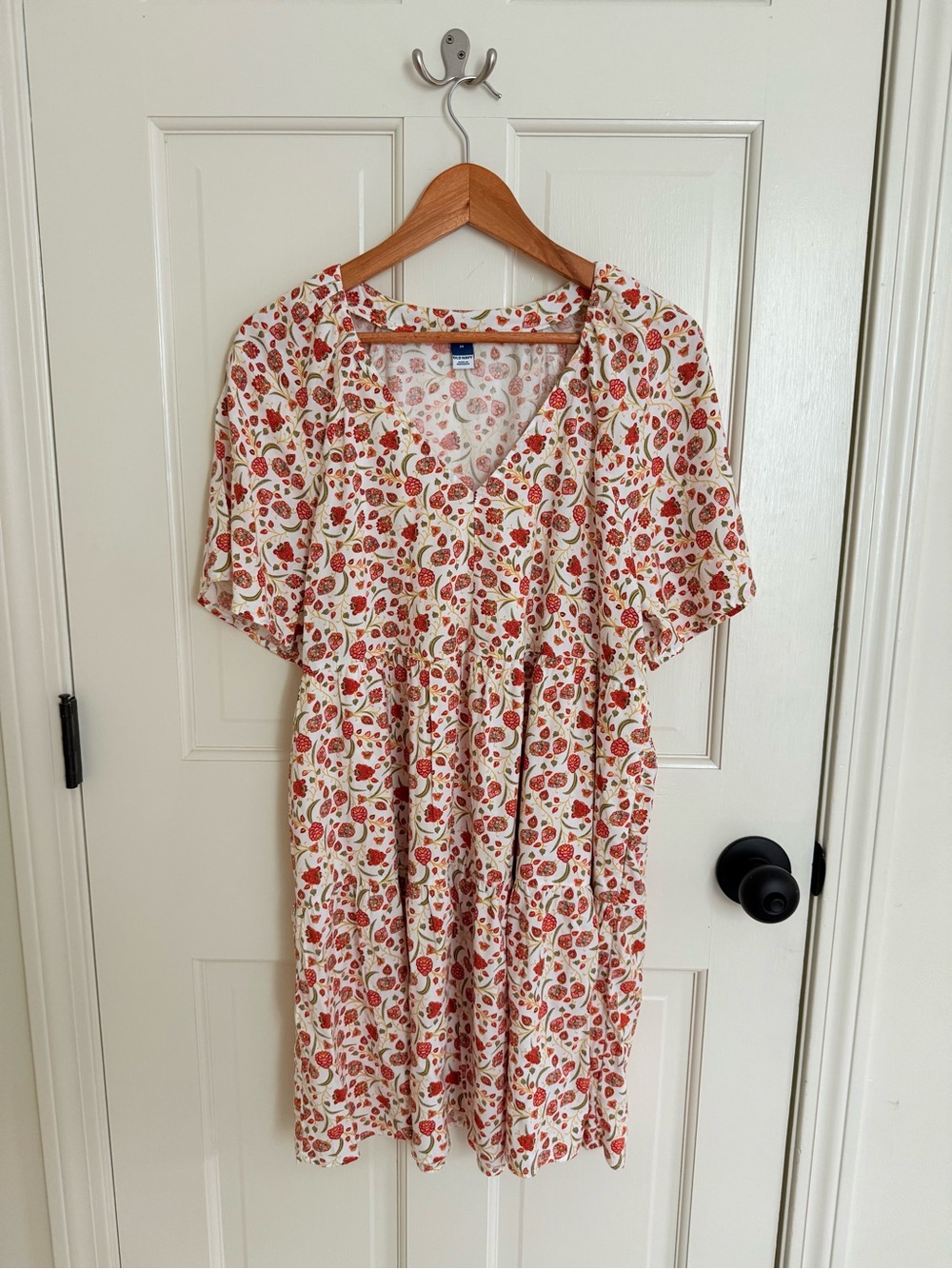 Vintage Old Navy Floral V-Neck Tiered Fall/Autumn Dress